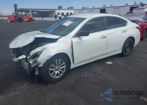 2014 Nissan Altima 2.5 S z USA, uszkodzony, nr VIN 1N4AL3AP1EC200910